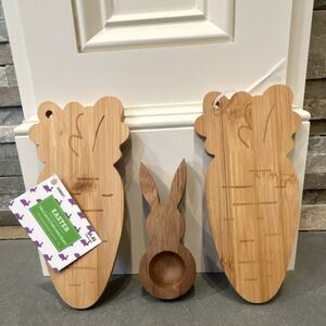 Hobby Lobby Easter Set of 2 Mini Carrot Wood Cutting Board & 1 Egg Holder